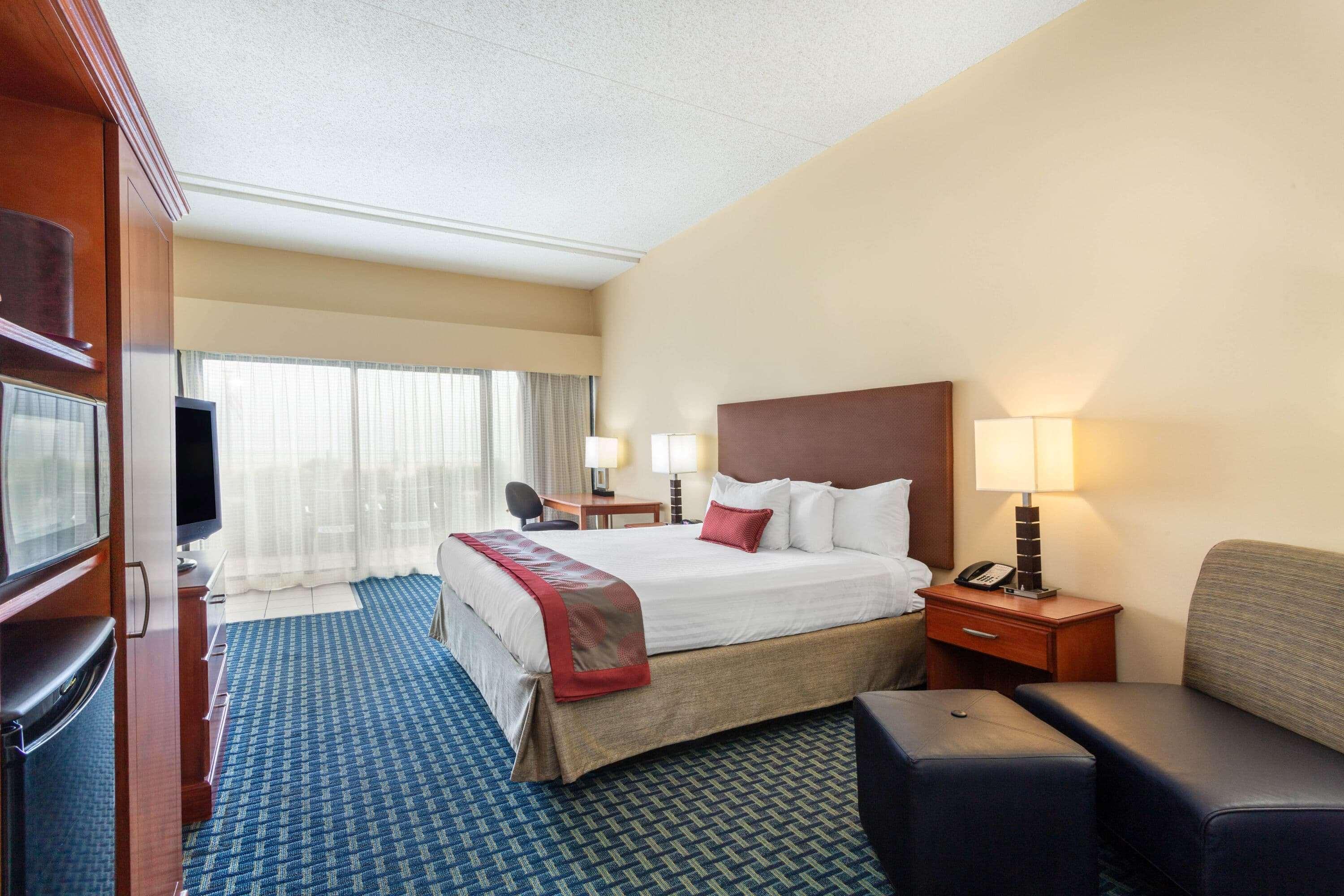 Ramada Plaza By Wyndham Virginia Beach Oceanfront Ngoại thất bức ảnh